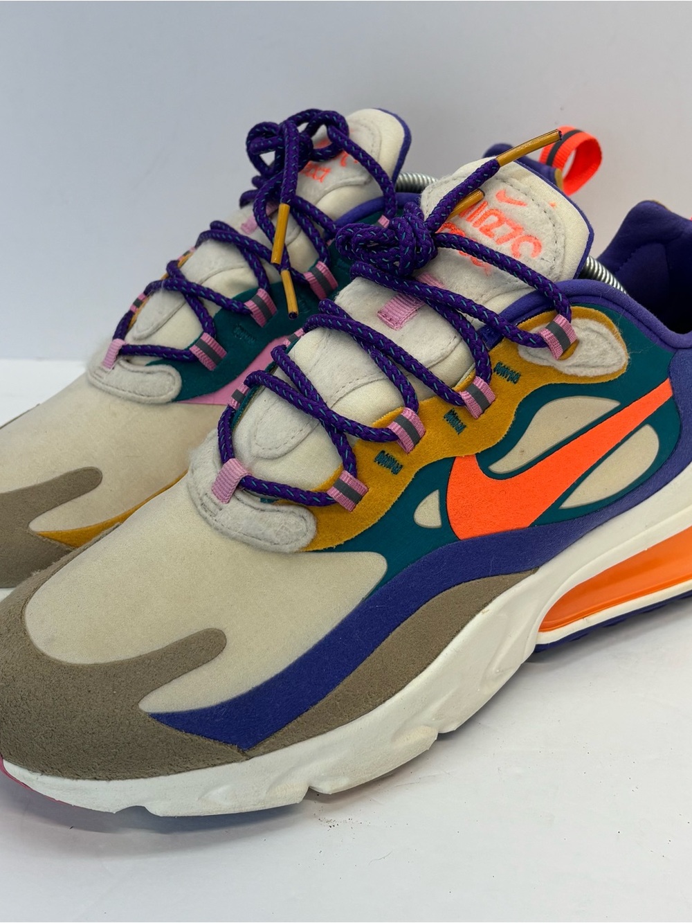 Nike Air Max 270 React Men’s Athletic Sneakers Cu3014-181 Men Size 9 EUC